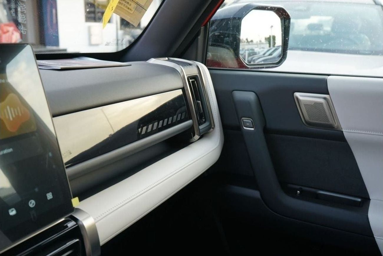 Chery iCar 03T Chery ICAR 03T 2024 4WD ضمان خمس سنوات مع تسجيل داخل الدولة و باكايج