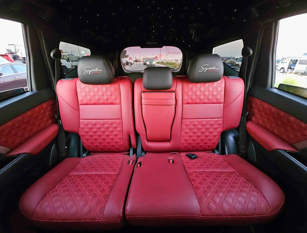 Mitsubishi Montero / SIGNATURE  EDITION/ FULL OPT/ CUSTOM  INTERIOR/ 1075 MONTHLY / LOT#11172