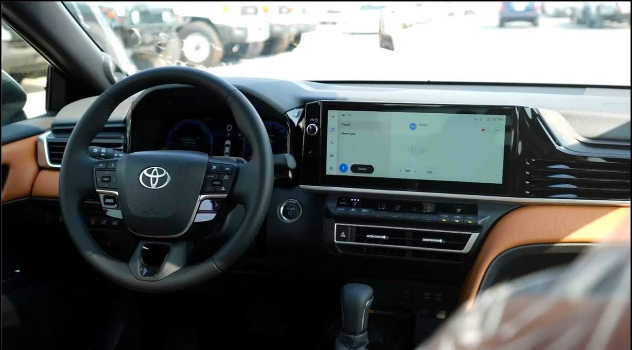 Toyota Camry LUMIERE HEV Lumiere 2.5L HYBRID | GCC Specs | Brand