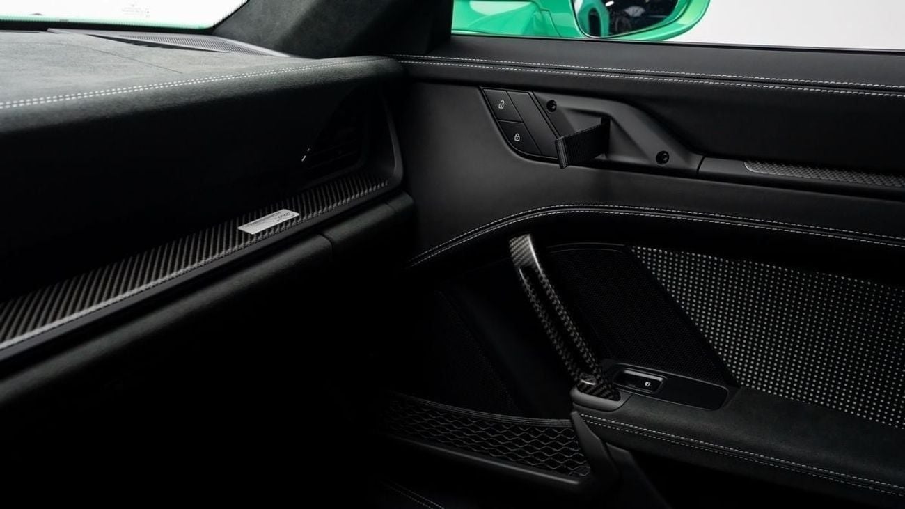 Porsche 911 GT3 RS - 2024 - GCC Specs - Under Warranty