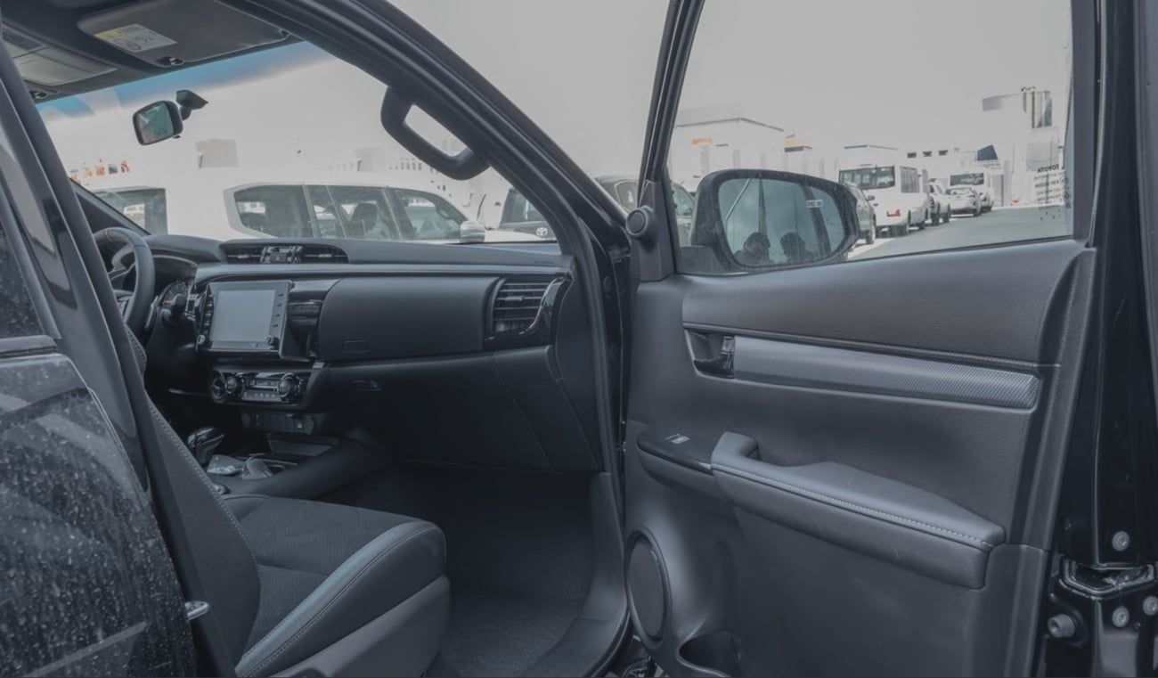 تويوتا هيلوكس GR SPORT 2.8 Diesel 26/26 Black on Black