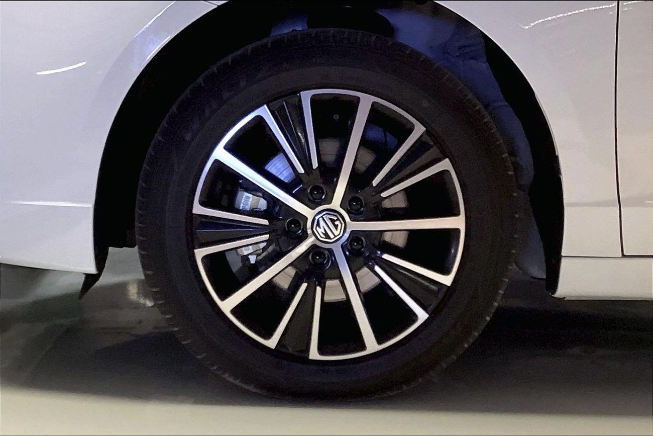 أم جي 5 Standard | Start 2026 with the ideal drive | شامل الضمان | 0 ﺪﻔﻋﺓ ﺃﻮﻟﻯ