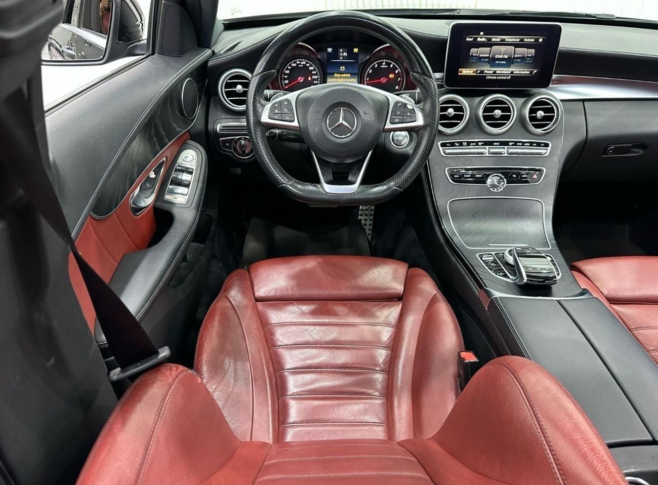 مرسيدس بنز C 200 2016 Mercedes Benz C200 AMG, Full Service History, Excellent Condition, GCC