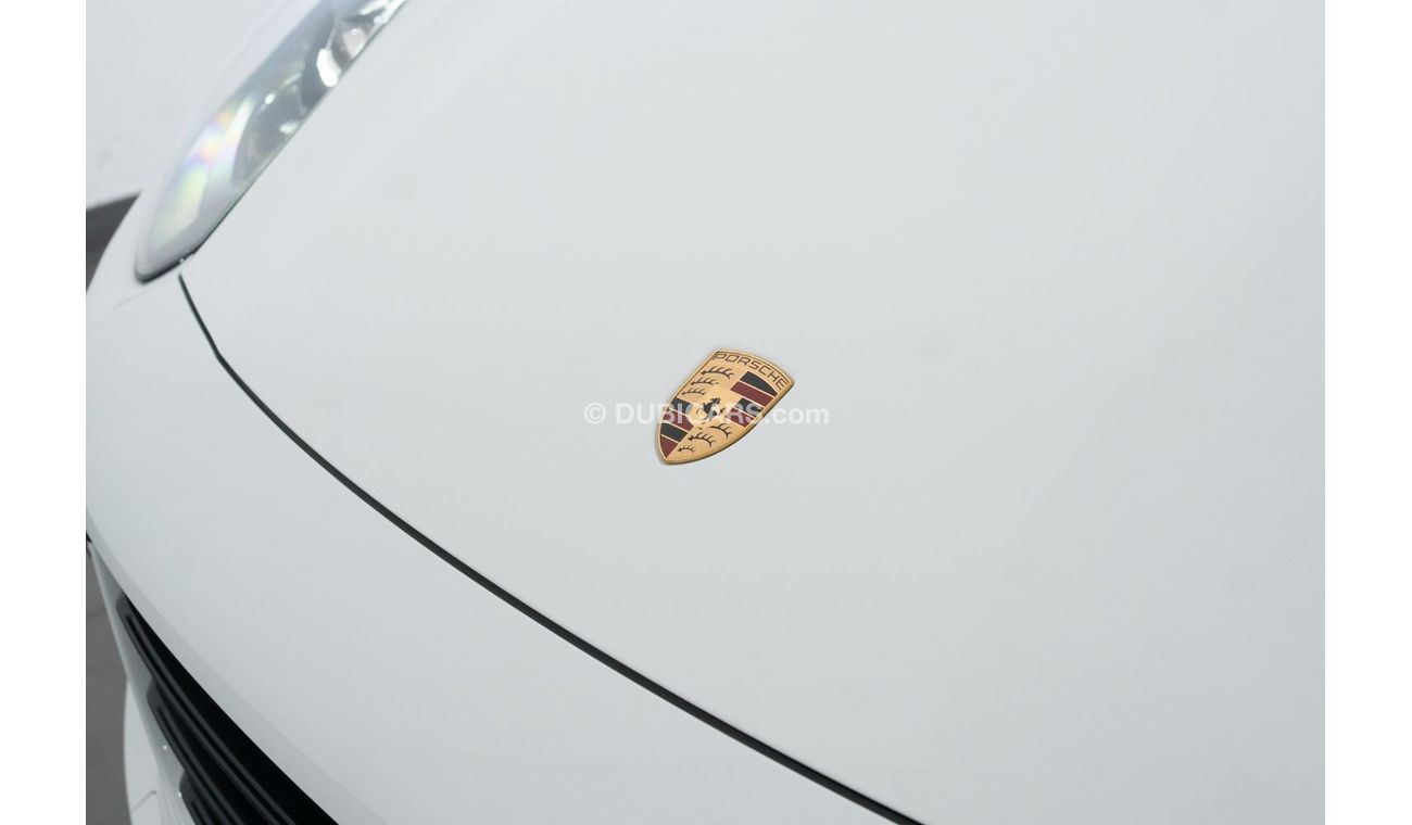 Porsche Cayenne 2016 Porsche Cayenne GTS 3.6L V6/ High Option / Sport Chrono Package & Sports Exhaust