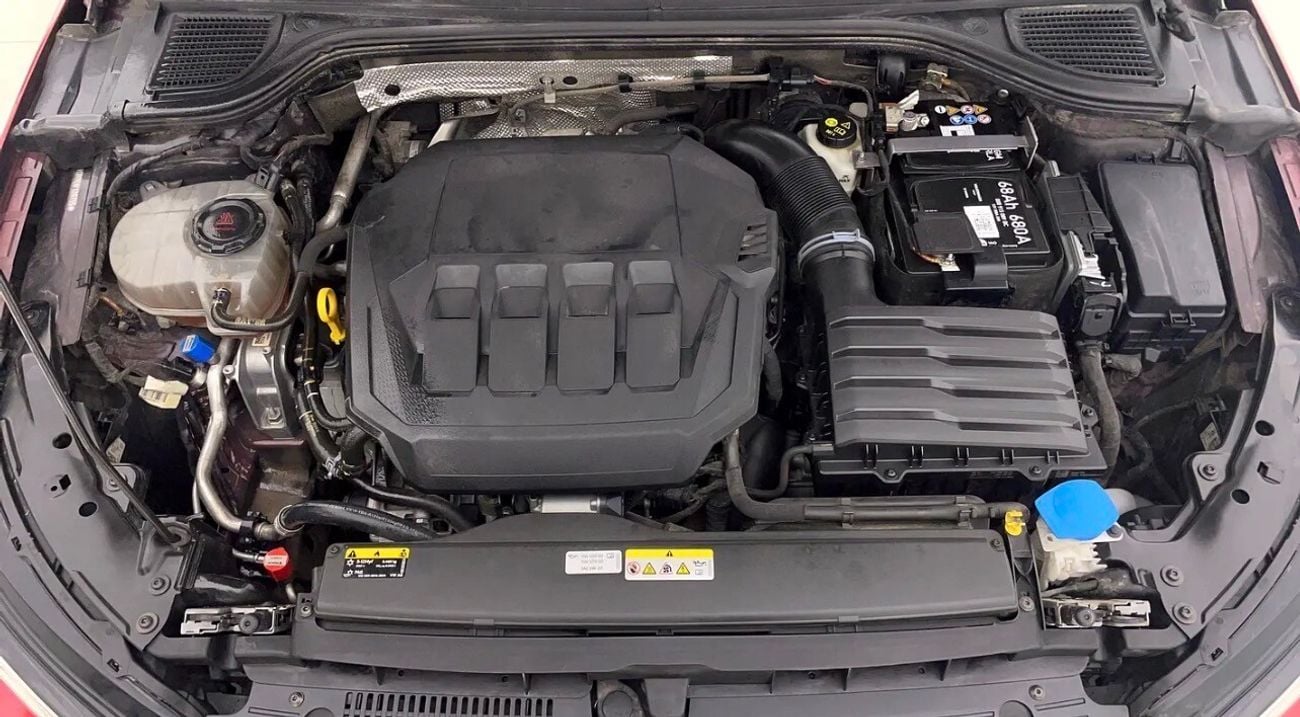 فولكس واجن جولف GTI