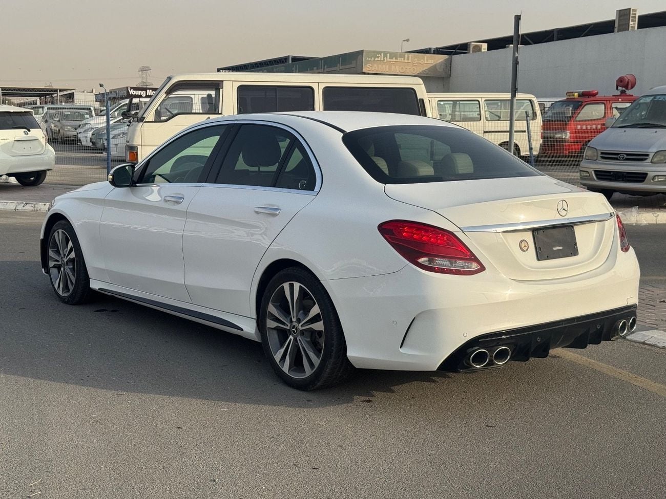 Mercedes Benz C300 STD (NON GCC) Mercedes Benz full option IMPORTED FROM USA