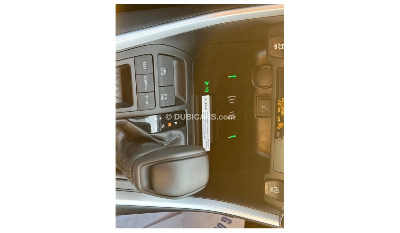 Toyota RAV4 2021 Toyota RAV4 XLE full option