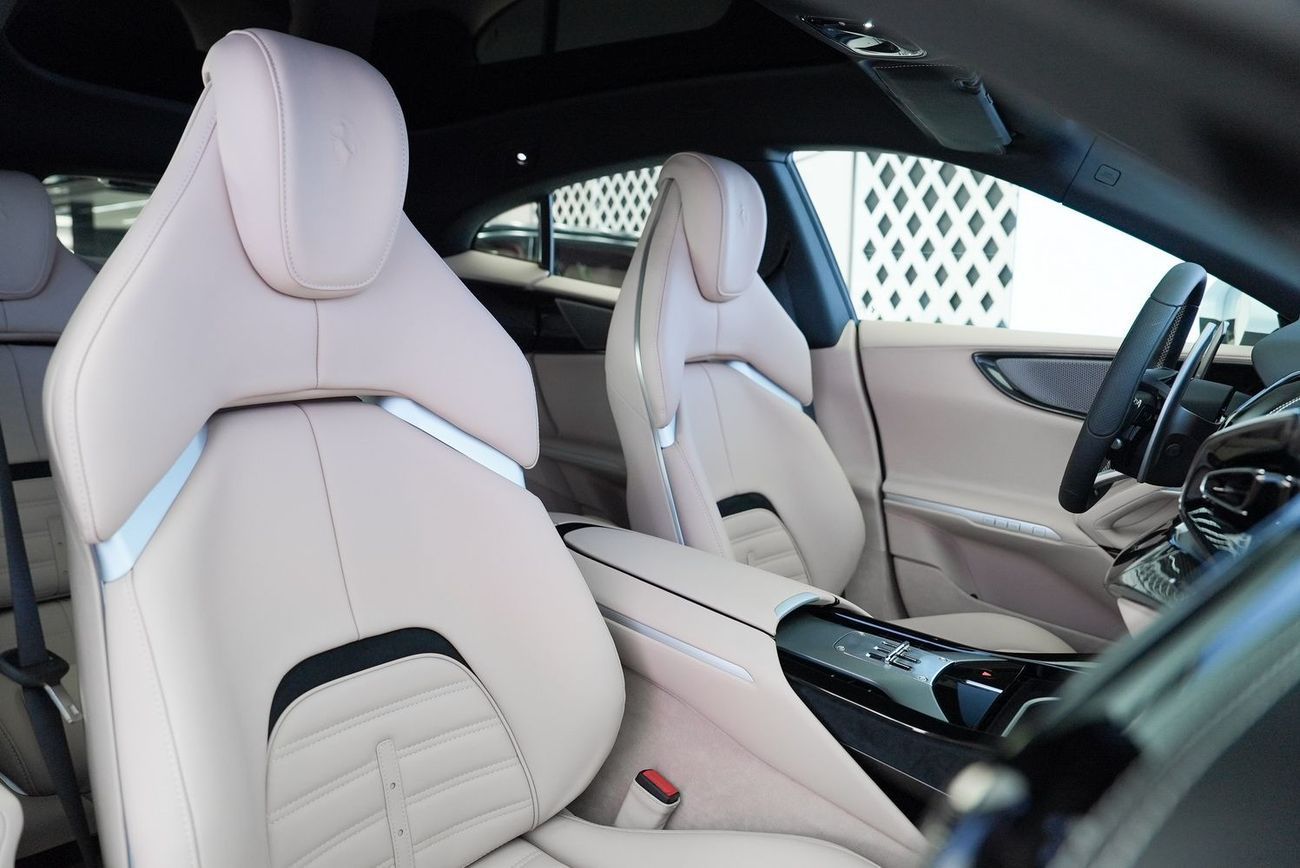 فيراري بوروسانجوي Ferrari Purosangue