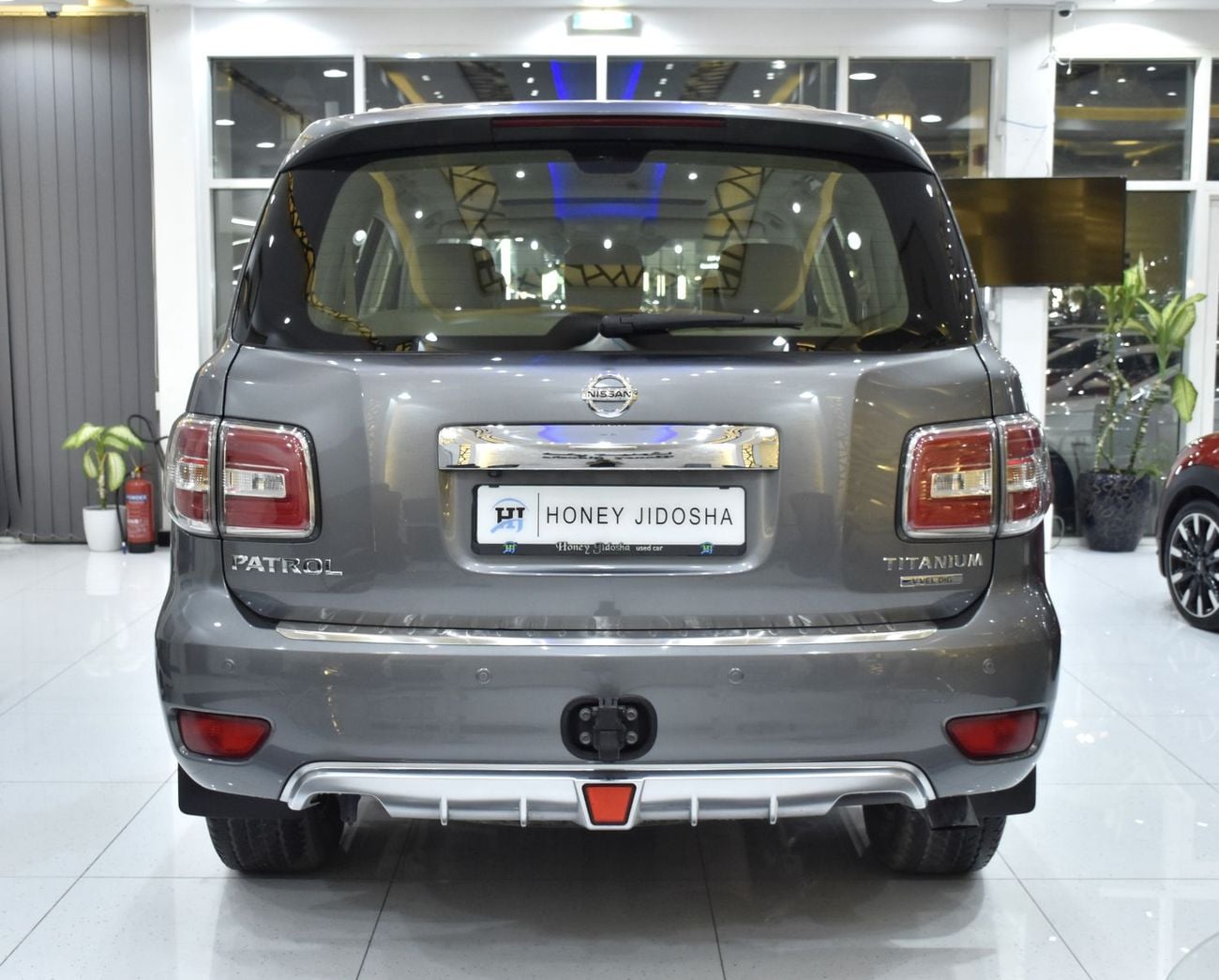 Nissan Patrol LE TITANIUM EXCELLENT DEAL for our Nissan Patrol Titanium V8 ( 2018 Model ) in Grey Color GCC Specs