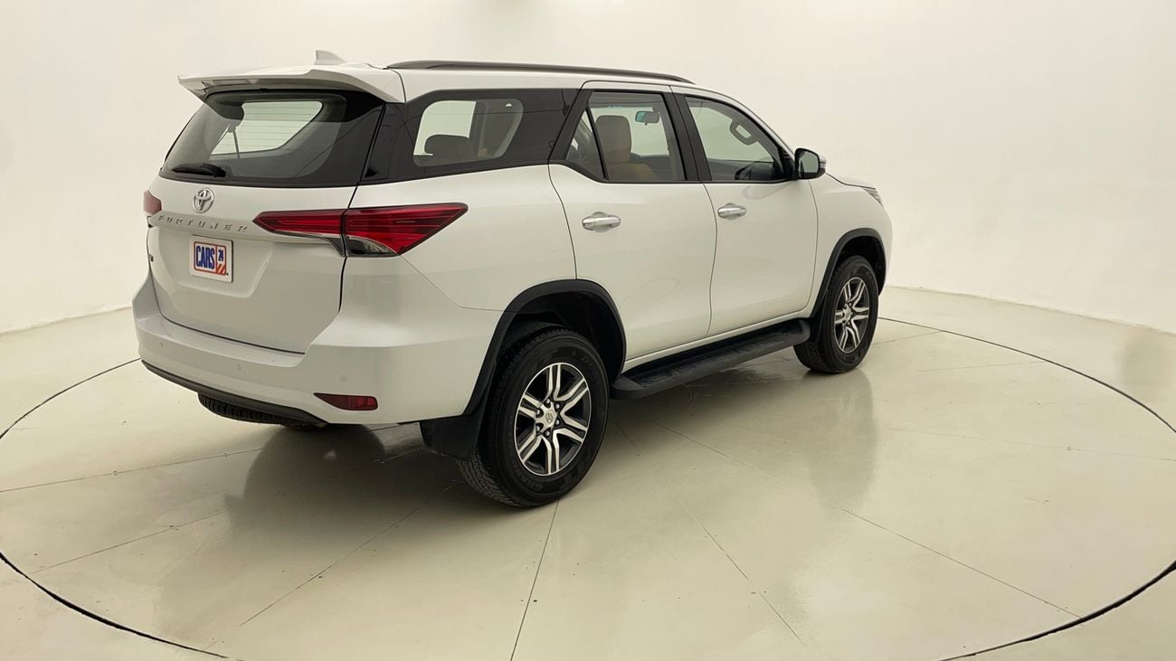 تويوتا فورتونر EXR 2.7 | بدون دفعة مقدمة | اختبار القيادة في المنزل