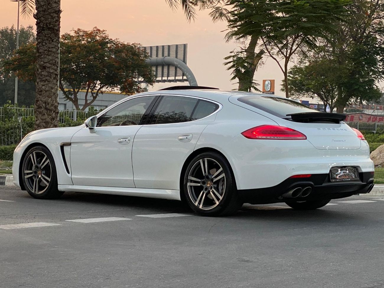 بورش باناميرا PORSCHE PANAMERA S 2014 - GCC SPECS - EXCELLENT CONDITION -