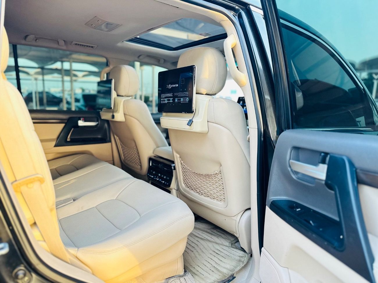 Toyota Land Cruiser GXR 4.6L