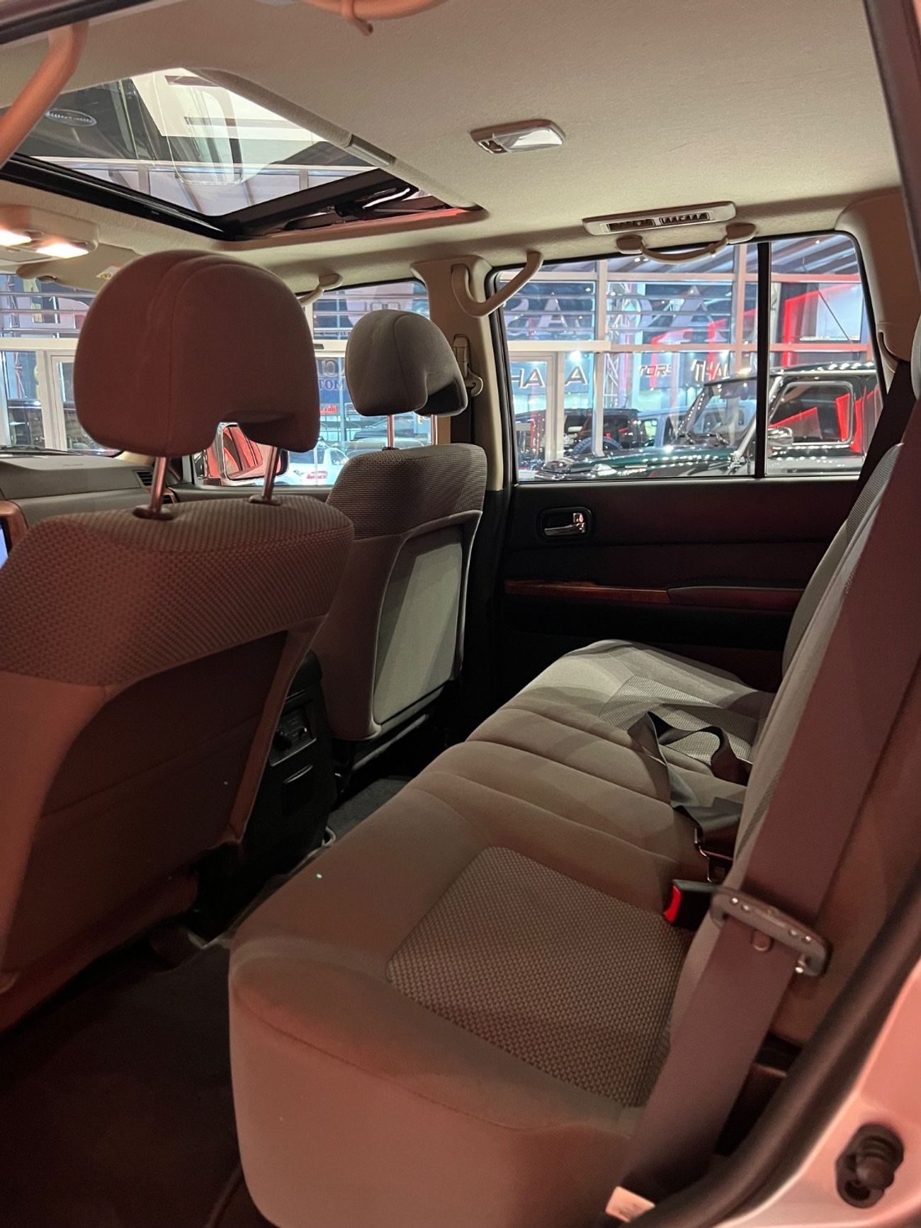 نيسان باترول سفاري Safari 4.8L A/T