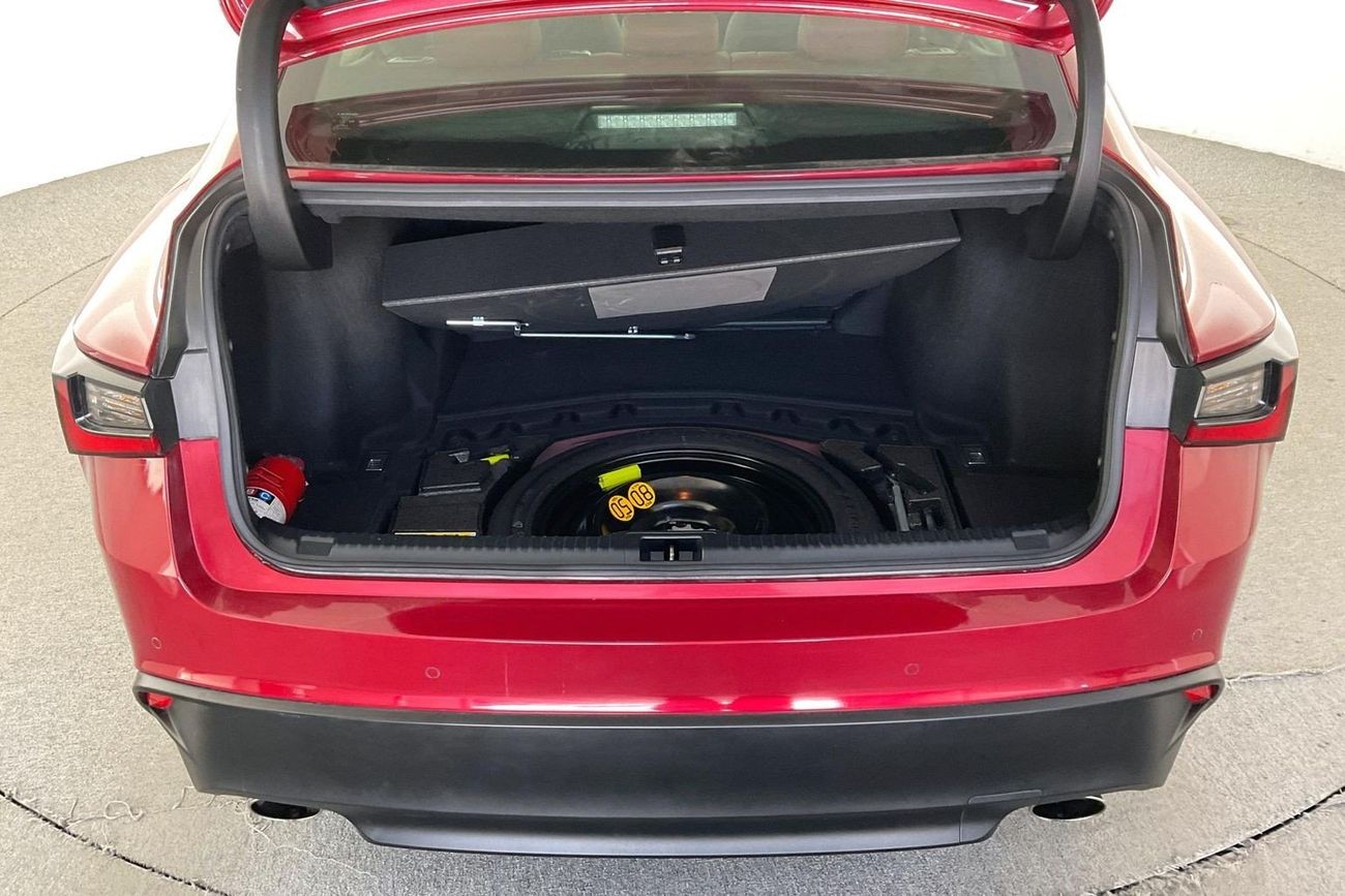 لكزس IS 300 Premier | upto AED 20,000 Ramadan Discount | شامل الضمان | 0 ﺪﻔﻋﺓ ﺃﻮﻟﻯ