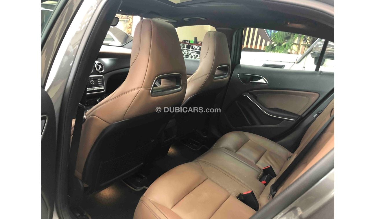 Mercedes-Benz GLA 250 AMG