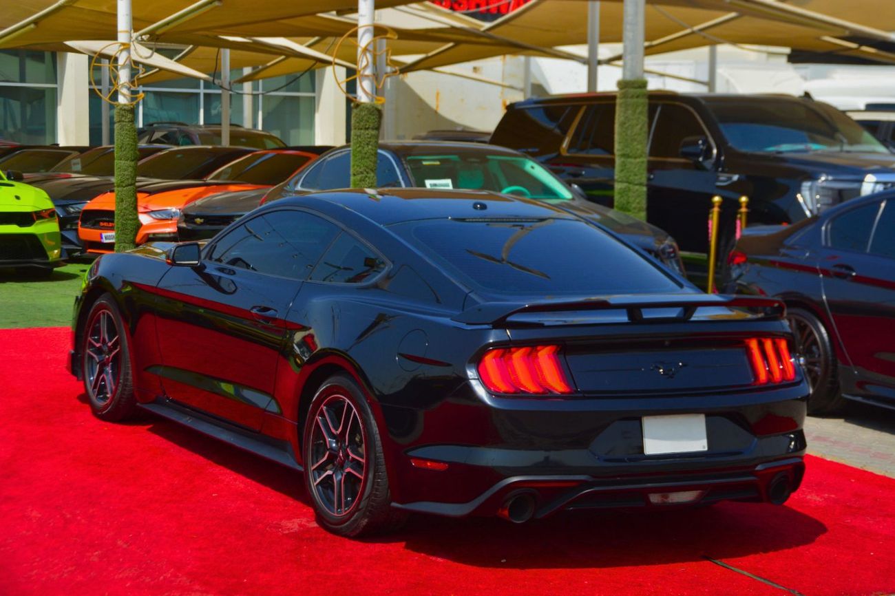 Ford Mustang PREMIUM