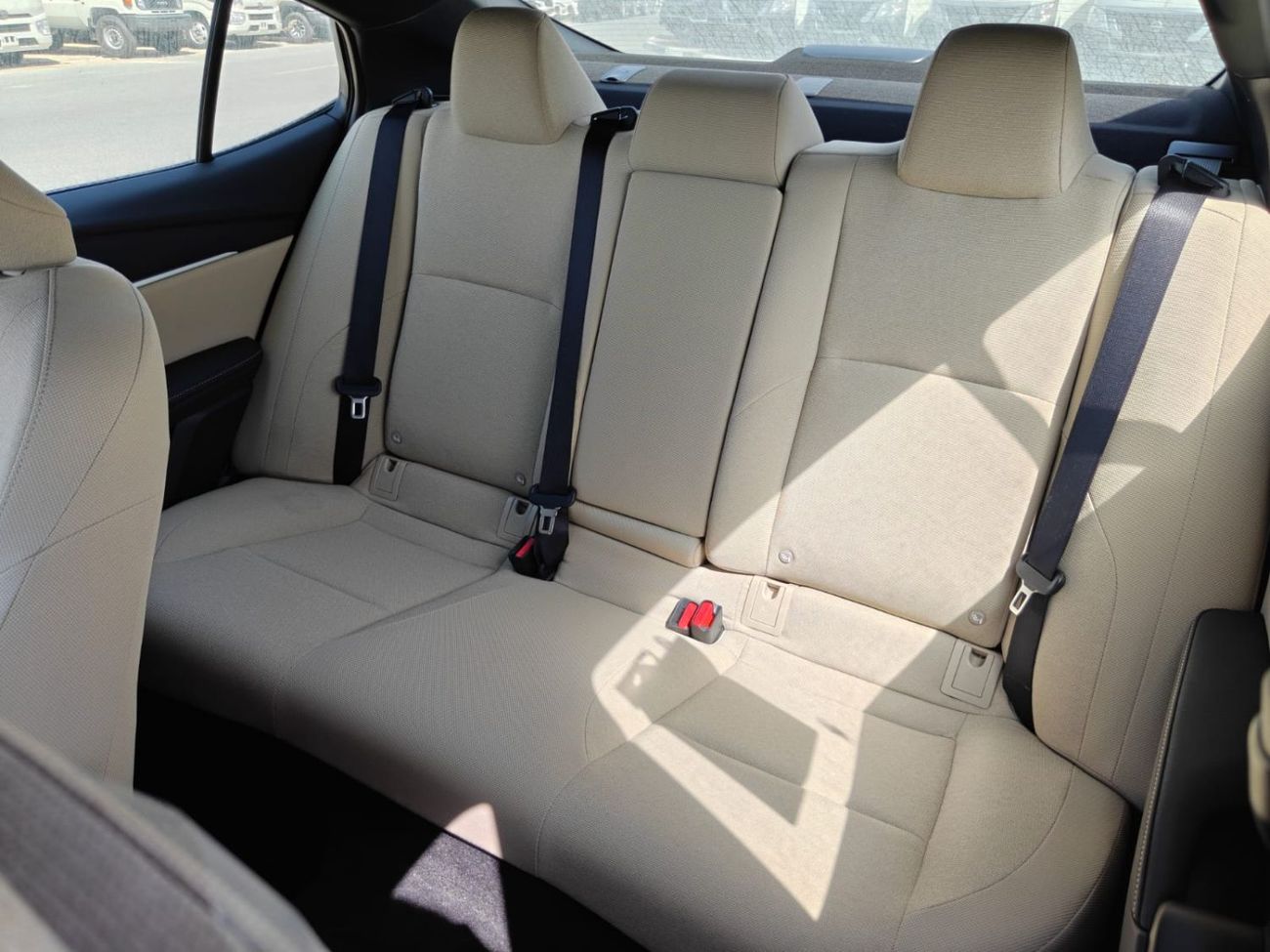 Toyota Camry Toyota Camry LE 2.5L petrol automatic GCC spec FWD