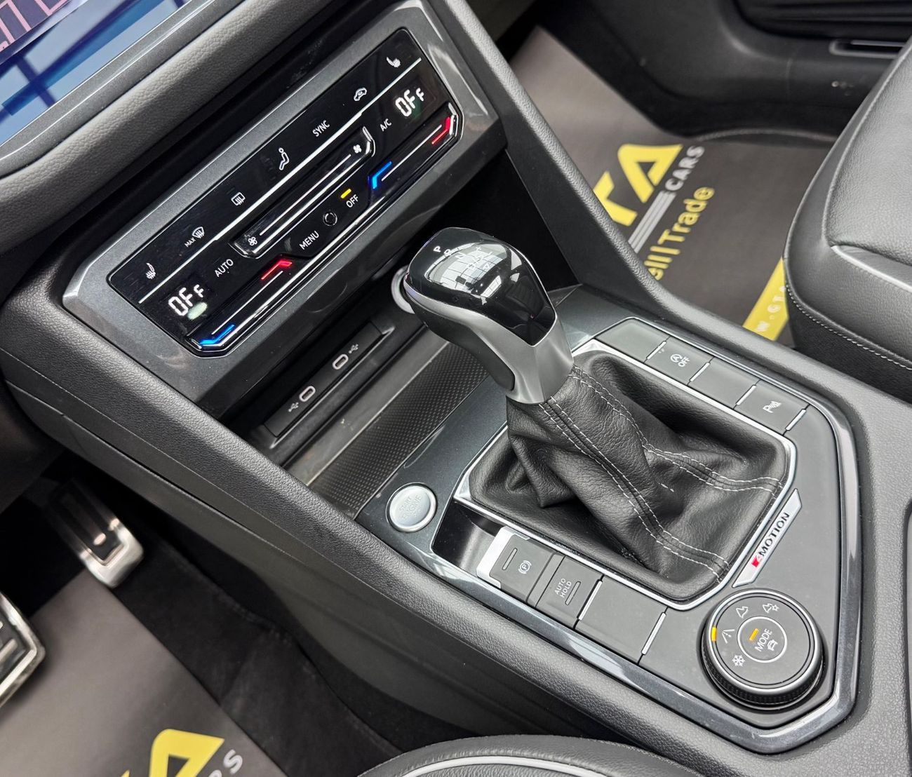 Volkswagen Tiguan R-Line 2.0L 2024 Volkswagen Tiguan R-Line, 2027 VW Warranty + Service Contract, Full VW Service Hist