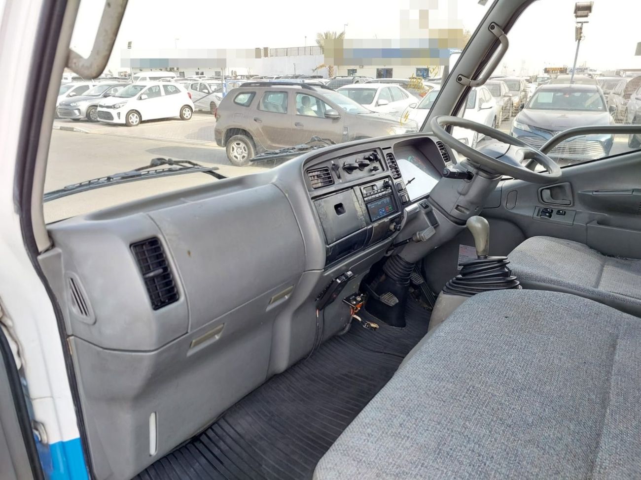 Mitsubishi Fuso Canter MITSUBISHI CANTER FREEZER TRUCK RHD 1999 MODEL 4.2 L DIESEL MANUAL(PM30981)