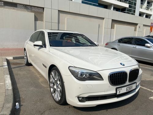 BMW 740Li v6