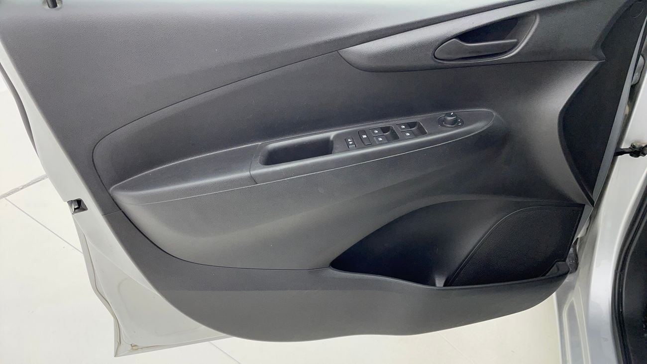 Chevrolet Spark LS 1.4 | Zero Down Payment | Free Home Test Drive