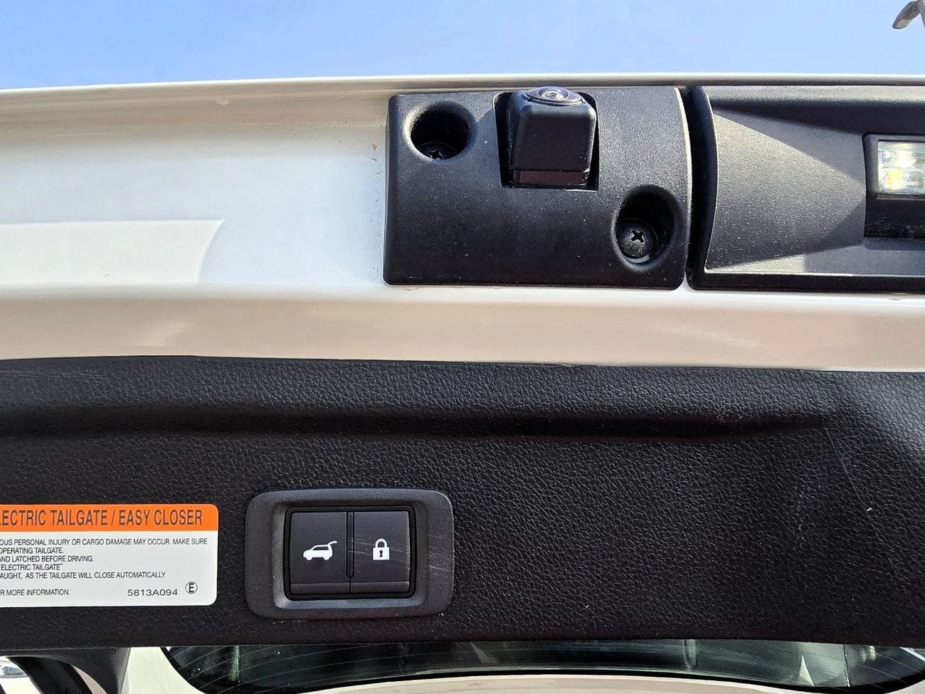 Mitsubishi Xforce Mitsubishi XFORCE P-LINE 1.5L SUV FWD 5Doors white color 2025 model