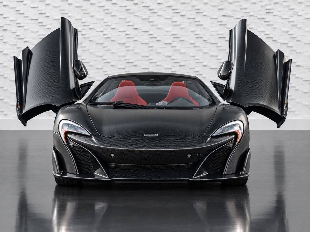 McLaren 675LT COUPE