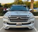 Toyota Land Cruiser VXR 5.7L 4WD