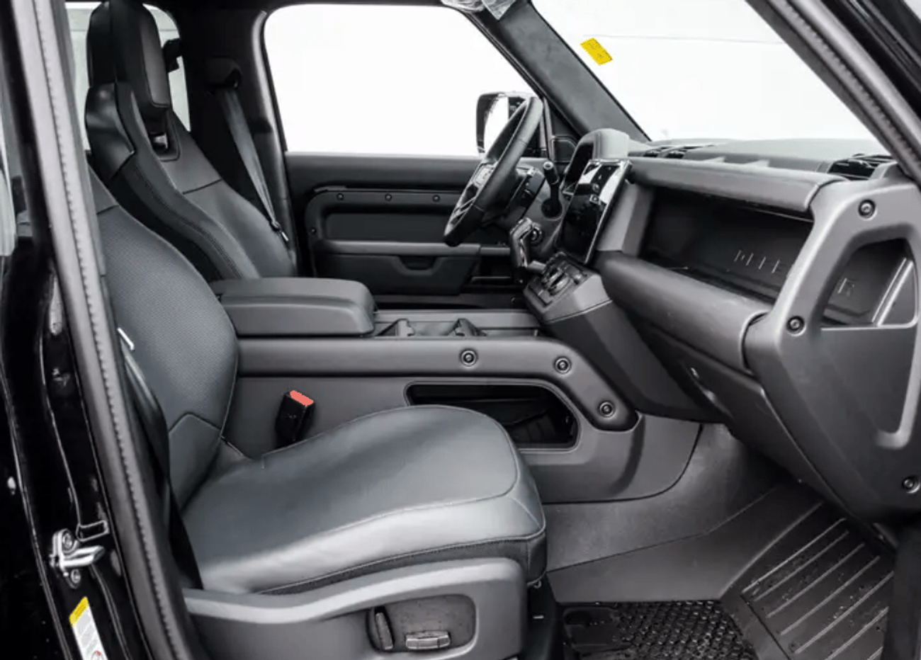 Land Rover Defender OCTA P635 Brand New  V8  Export Offer