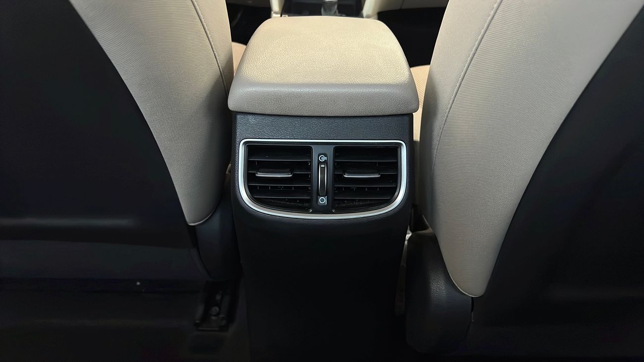 Hyundai Elantra 1600