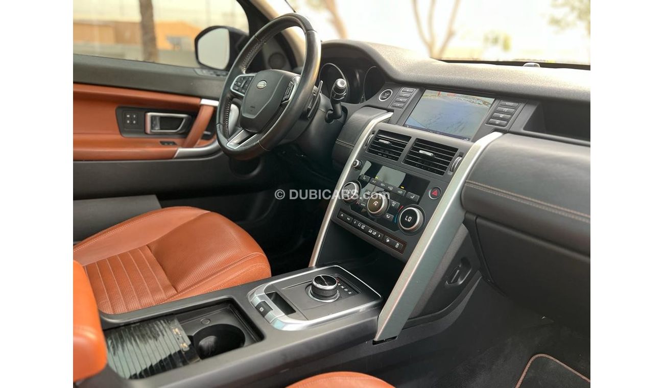 لاند روفر دسكفري LAND ROVER DISCOVERY HSE SPORT 2017 FULL OPTION VERY LOW MILEGAE DEALER WARRANTY