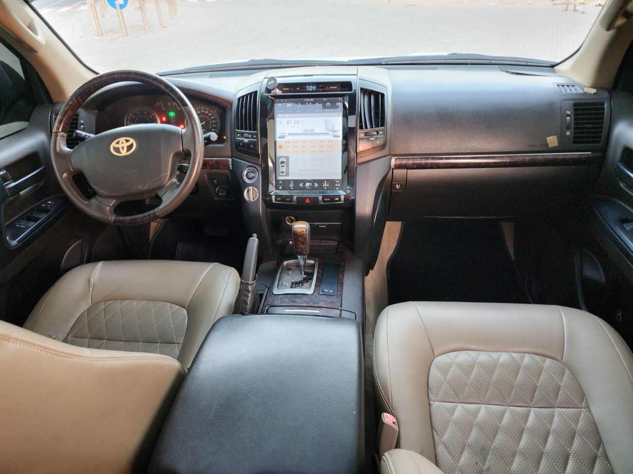 Toyota Land Cruiser GX.R V8