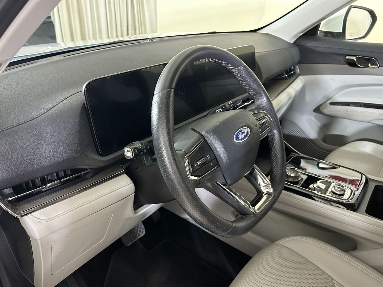 Ford Territory Trend TER2123 / FREE Insurance + Registration / AL TAYER MOTORS / AL QOUZ SHOWROOM