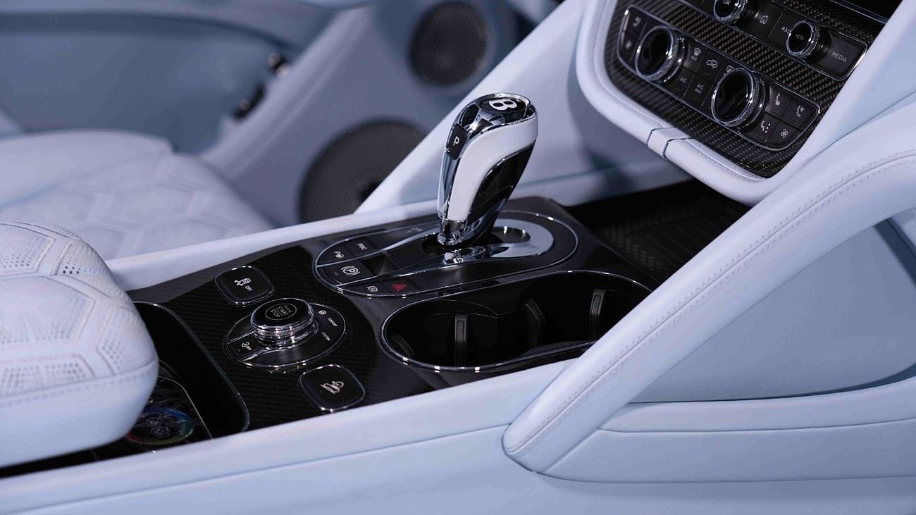 بنتلي بينتايجا S | NEGOTIABLE PRICE | ONYX CONCEPT | 1 OF 5 | LIMITED-EDITION | 3-YEAR WARRANTY AND SERVICE