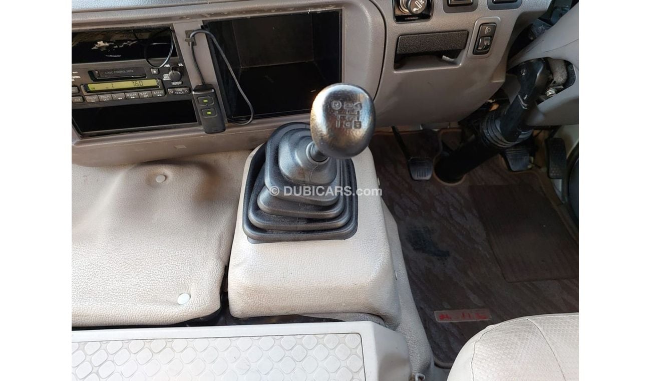 تويوتا كوستر TOYOTA COASTER BUS RHD 2007 MODEL 4.0 L DIESEL MANUAL(PMO1539)