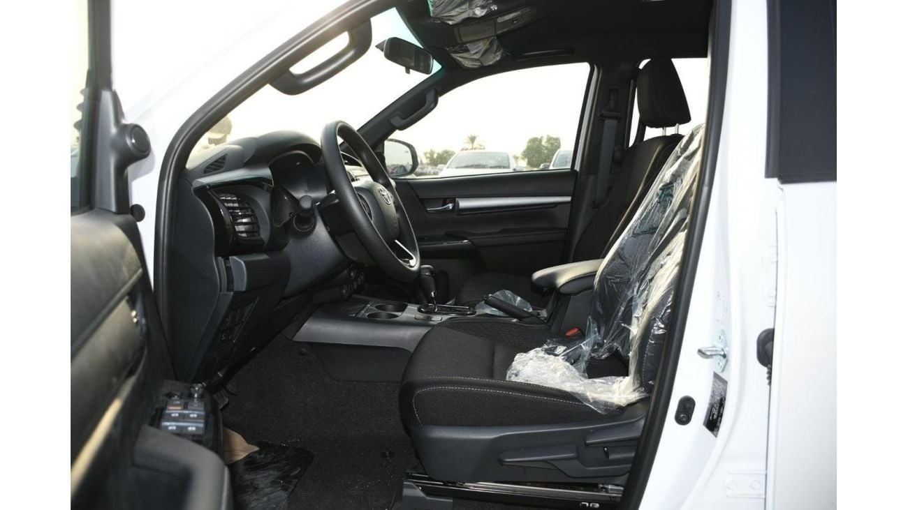 Toyota Hilux 2024 Toyota Hilux Adventure 4.0L V6 Petro ( Ready Stock )