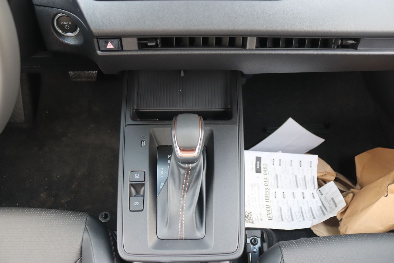 تويوتا كورولا كروس 2.0L HYBRID FACELIFT , LEATHER SEAT, ELECTRIC BACK DOOR MODEL 2025