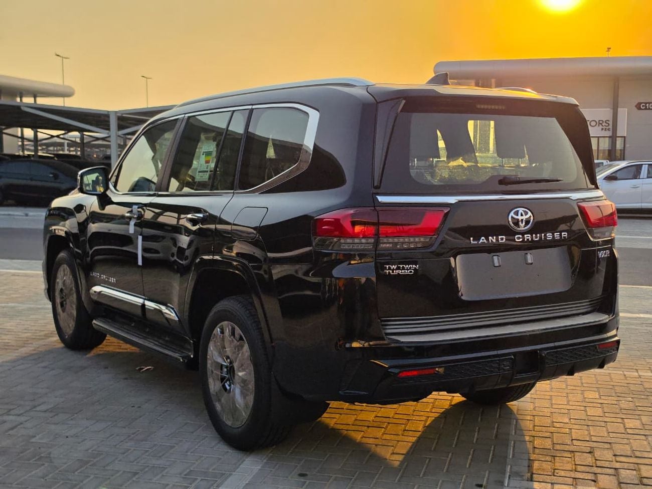 Toyota Land Cruiser VXR