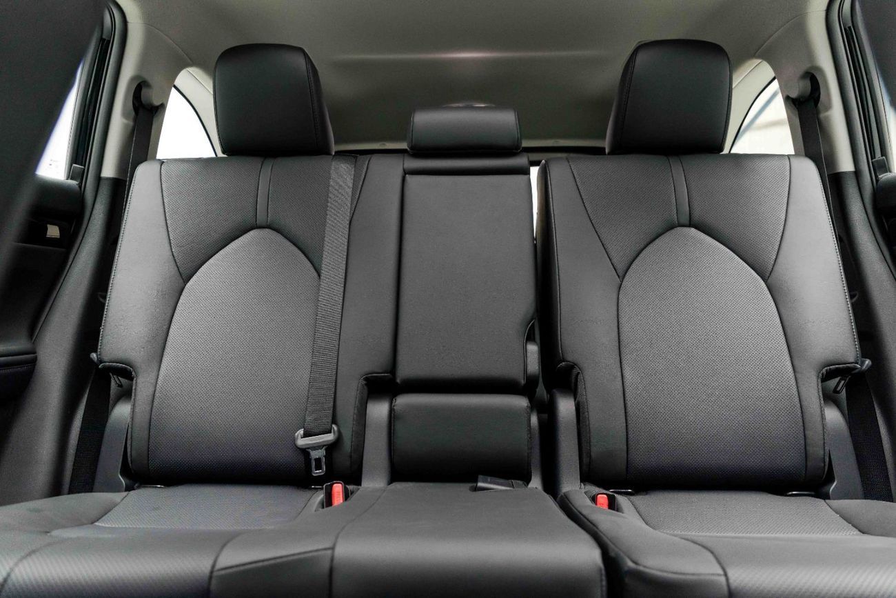 تويوتا هايلاندر Luxury 2.5L - Hybrid - Black Inside Black | Export Only