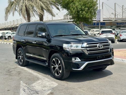 تويوتا لاند كروزر