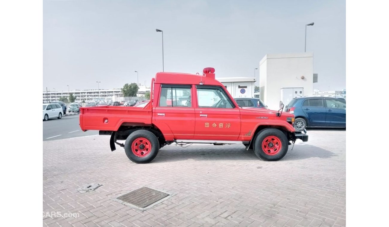 تويوتا لاند كروزر بيك آب TOYOTA LAND CRUISER FIRE TRUCK RIGHT HAND DRIVE (PM992)