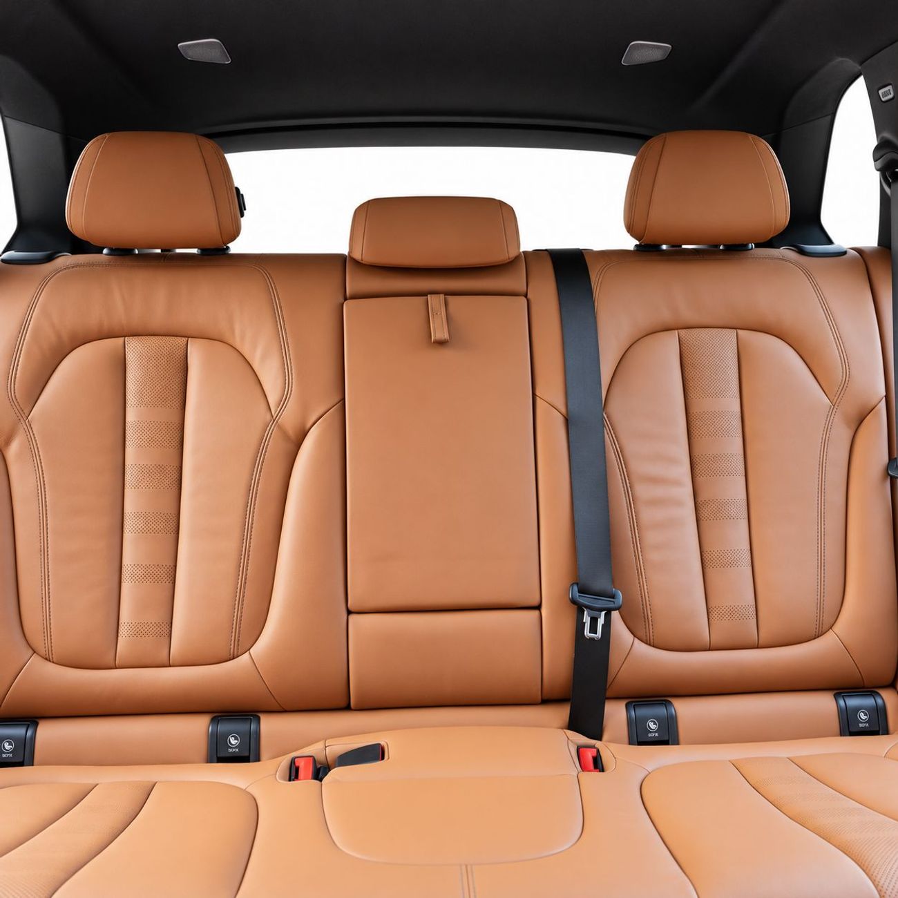 BMW X5 40i M SPORT AED 3,353 P.M • 0% Downpayment • BMW X5 xDrive40i M-Sport • 1 Year Warranty