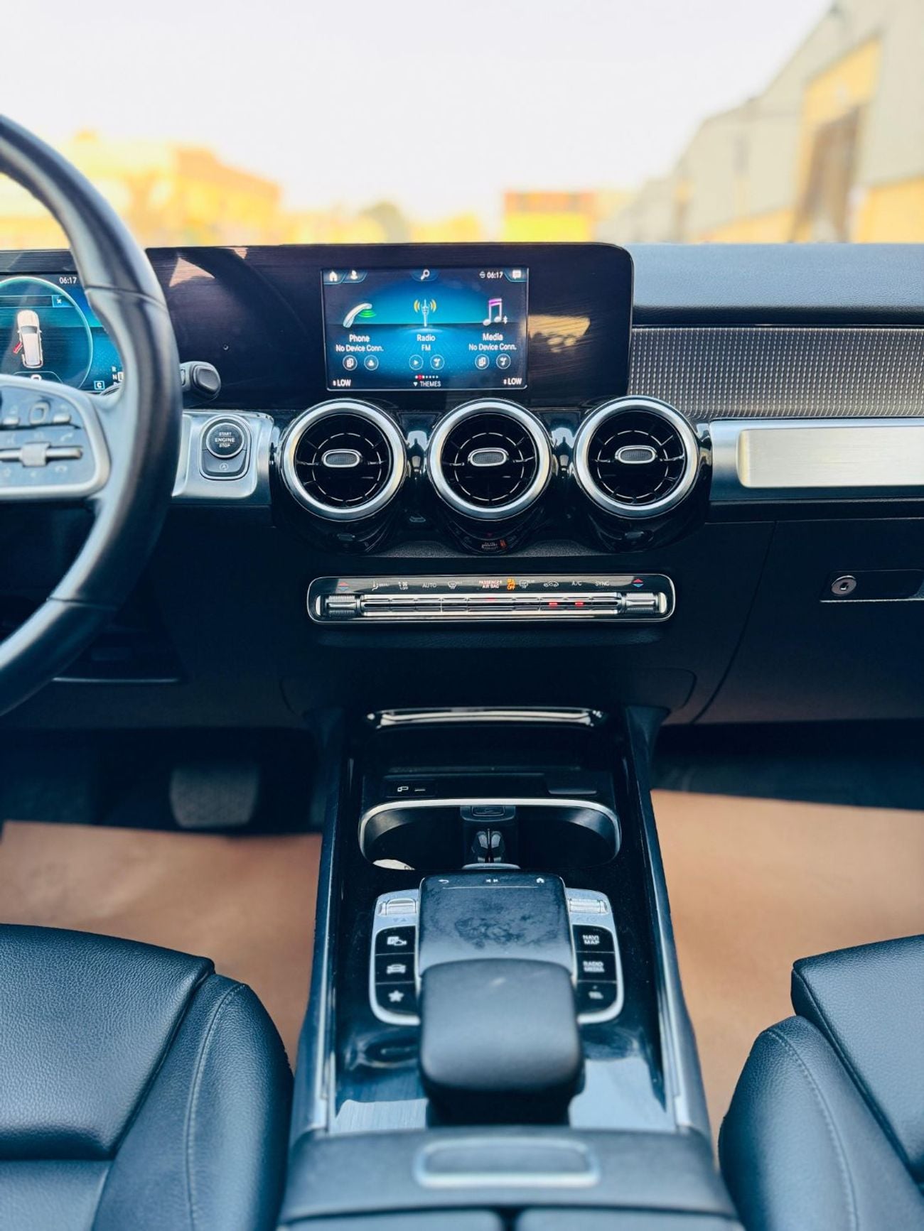 مرسيدس بنز GLB 250 4MATIC