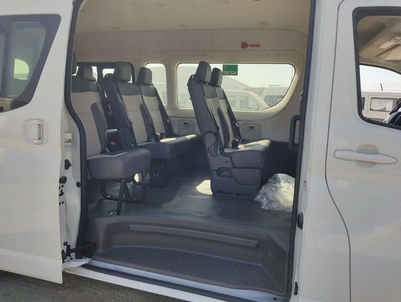 Toyota Hiace ECT0009 - Toyota High Roof Passenger Van - 3.5L Petrol Auto - Full Options with Heater