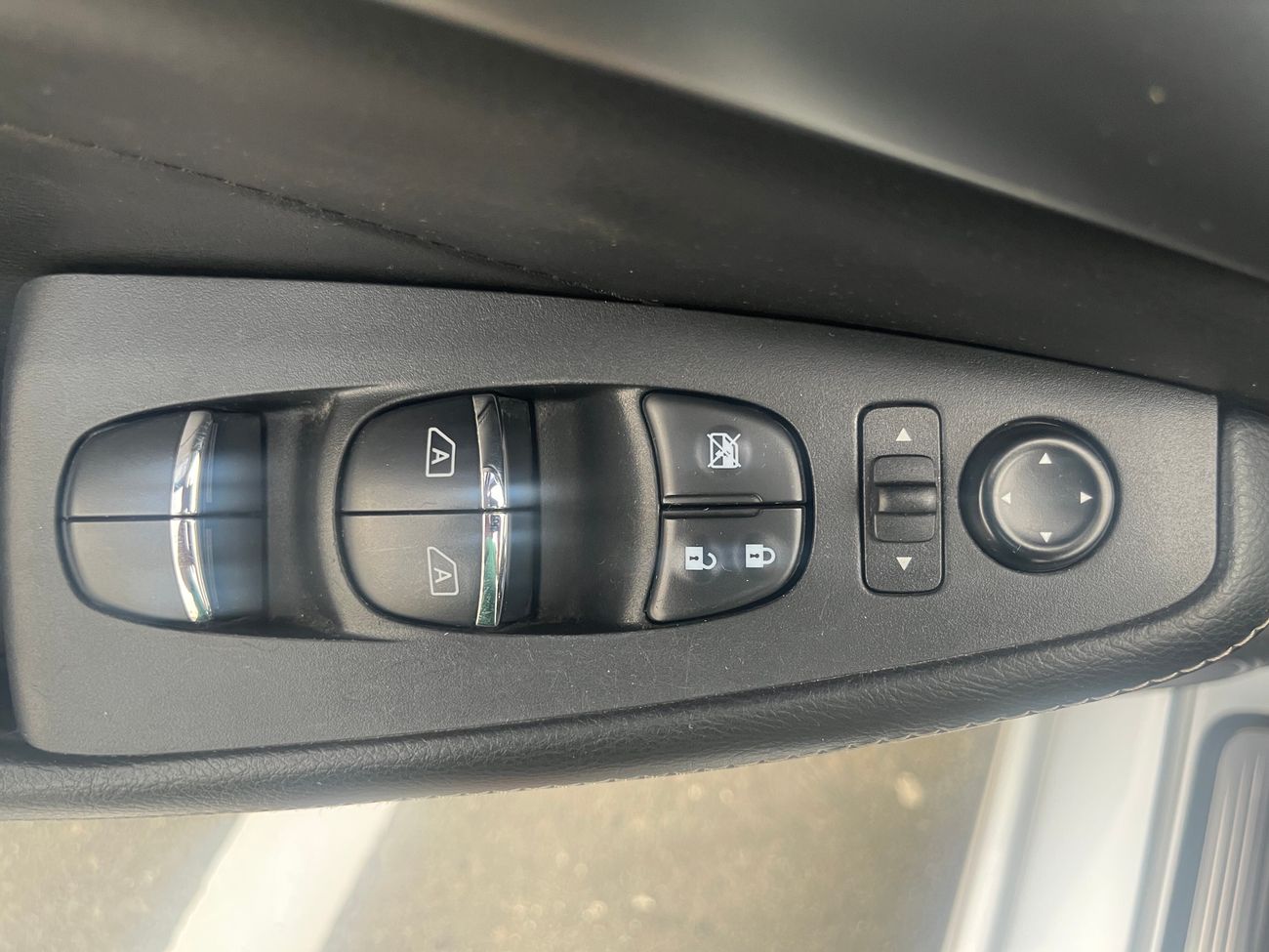 Nissan Maxima v6 SV one  YEARS WARRANTY& SERVICE CONTRACT