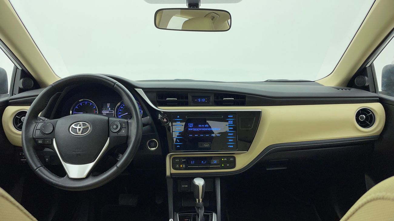 تويوتا كورولا LIMITED 2 | بدون دفعة مقدمة | اختبار قيادة مجاني للمنزل