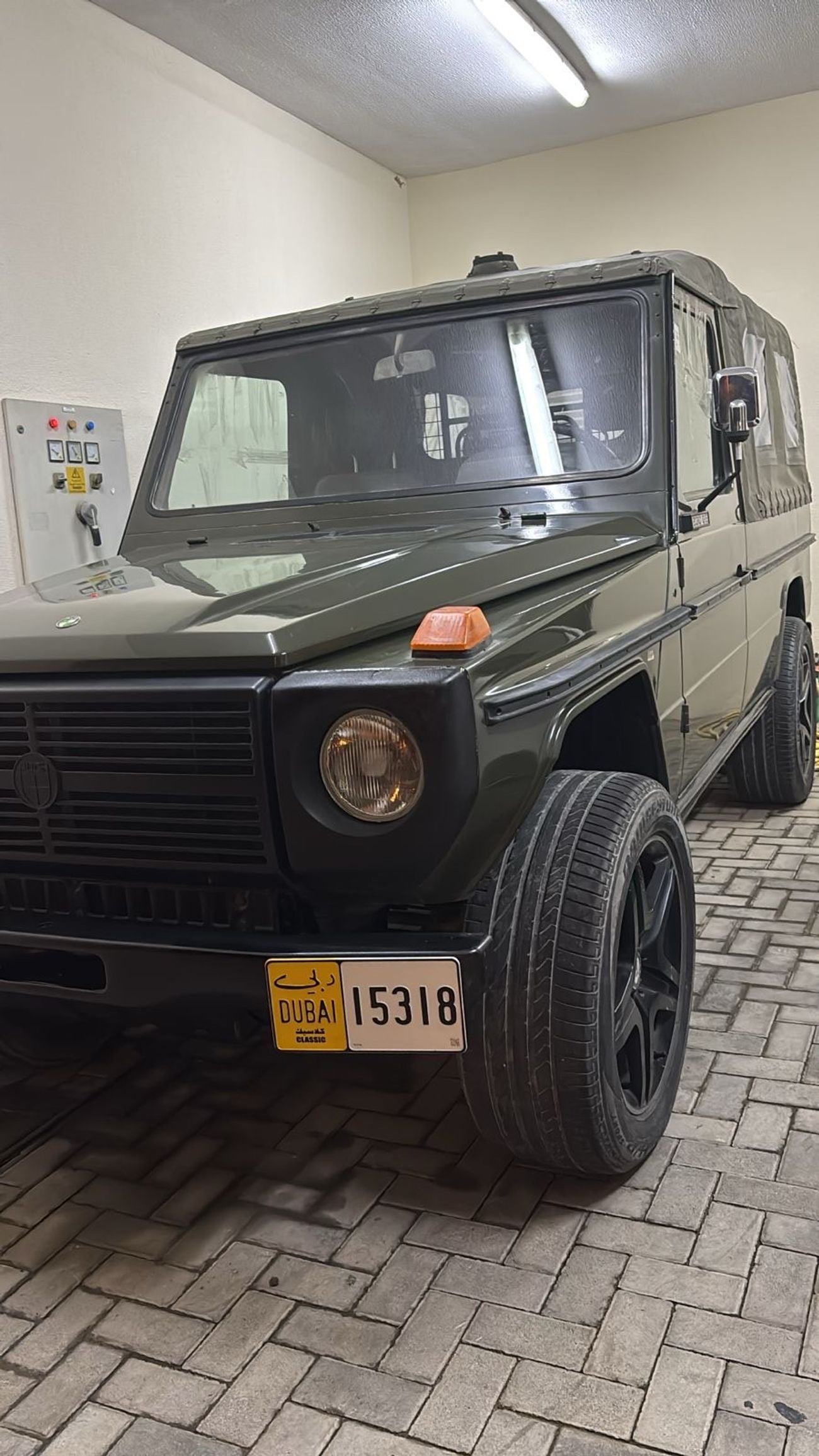 Mercedes-Benz G 320