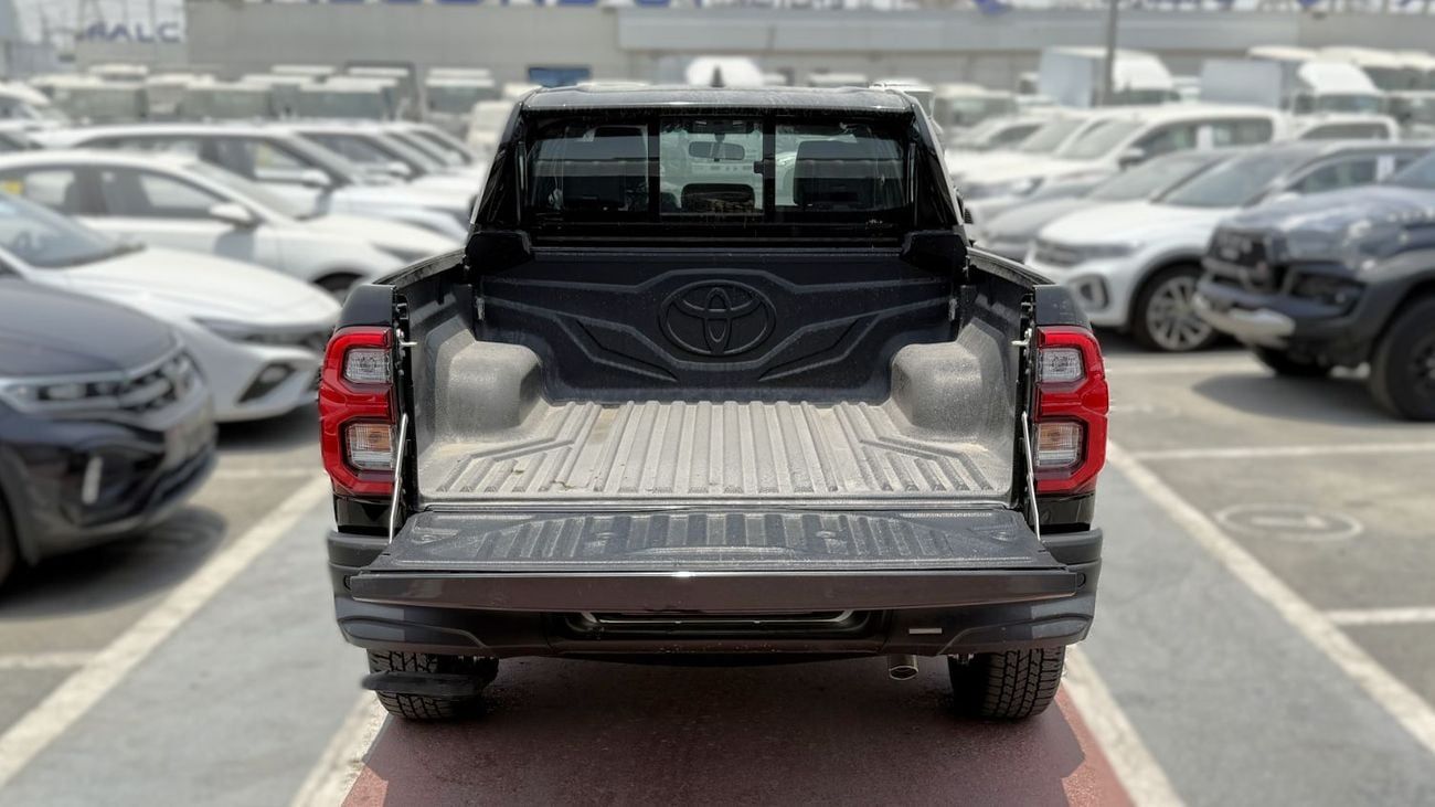 تويوتا هيلوكس Toyota Hilux GR 4.0L Petrol 2025YM