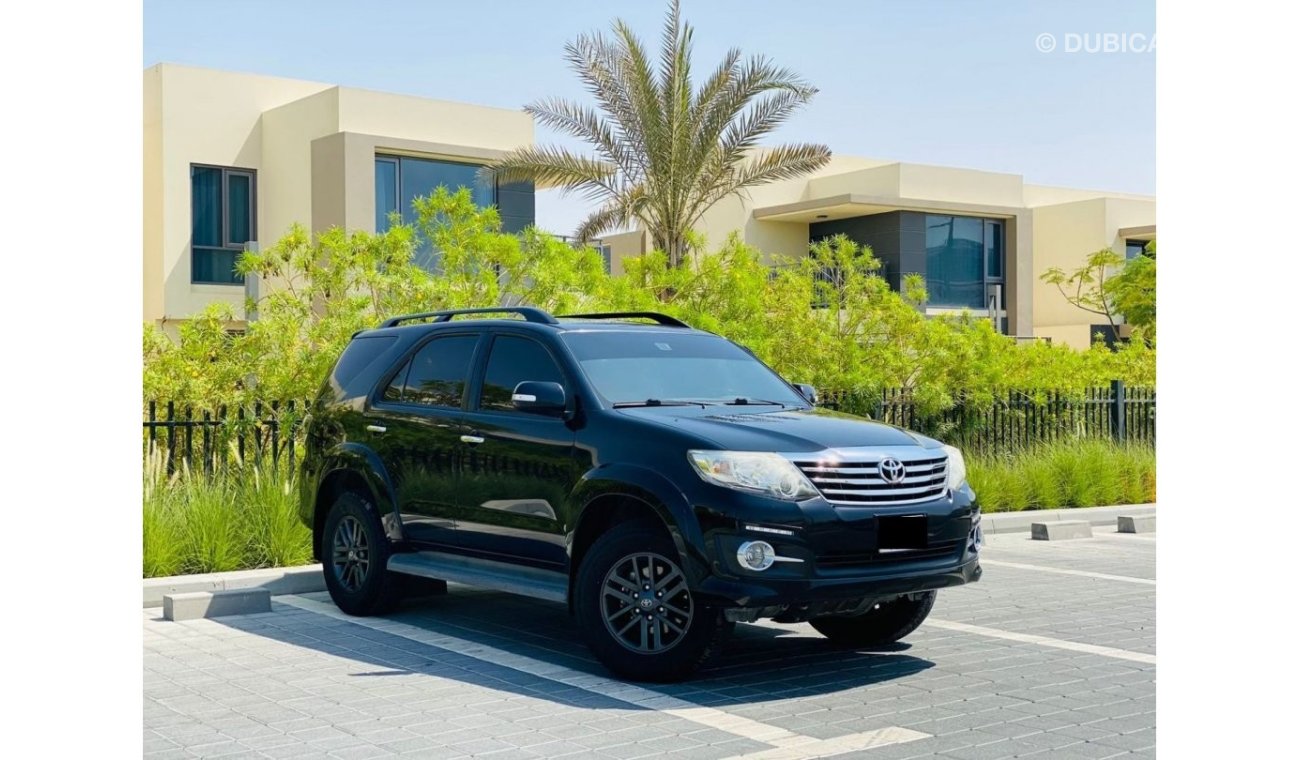 تويوتا فورتونر 1060/- P.M || Fortuner 4.0 V6 || GXR || GCC || 4x4 || Original paint ||  Mint Condition