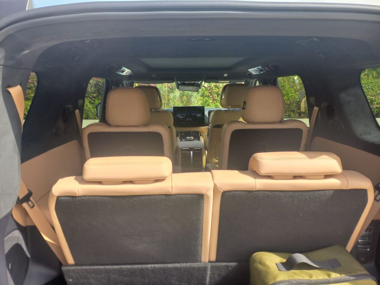 BYD Leopard 8 Smart and Brave Flagship Edition (6 Seats)